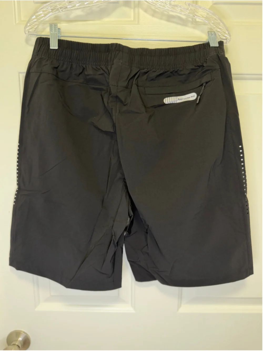 Apprivoise-moi Men’s Athletic Quick Dry Stretch Shorts Black L NWT